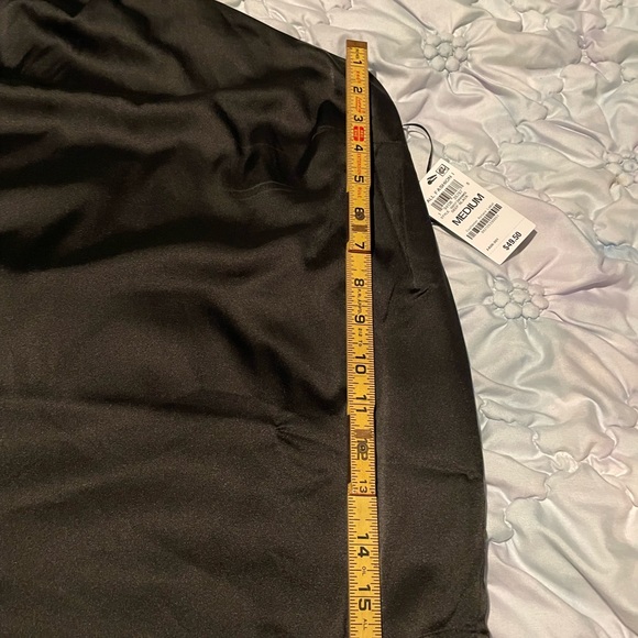 Halter style shirt - Picture 5 of 5